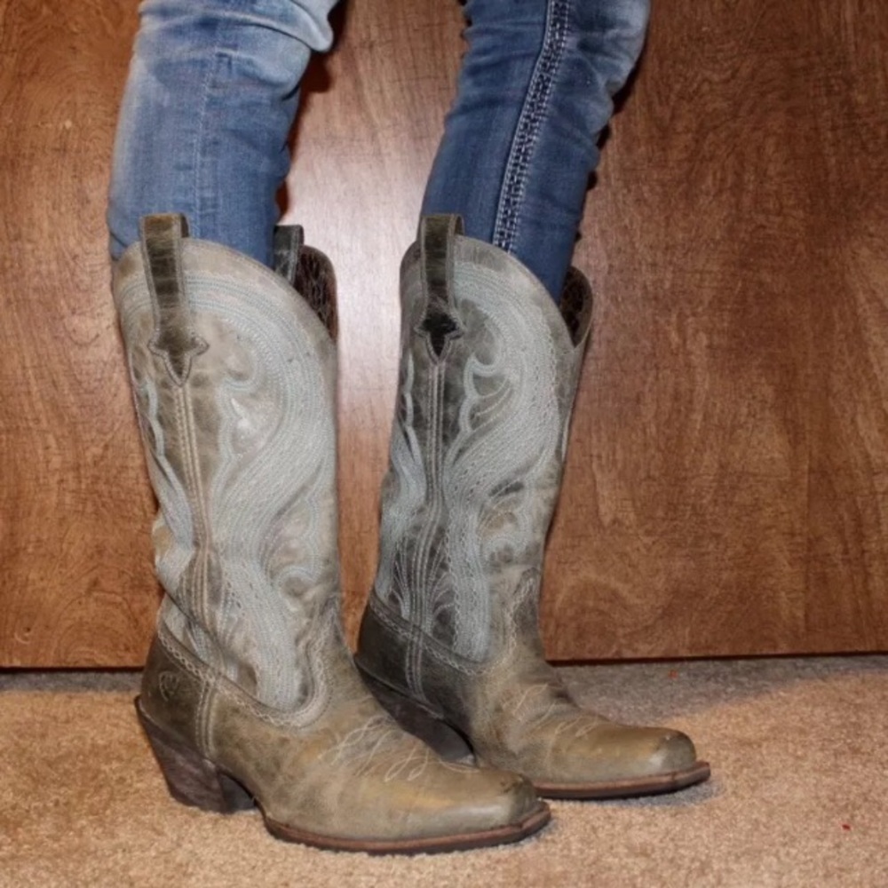 Dusty Teal Ariat Cowboy Boots